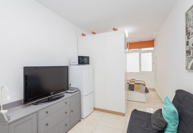 Estudio en Las Palmas de Gran Canaria - Comfy Renovated Studio 2 min walk to Beach Estudio en Las Palmas de Gran Canaria - Comfy Renovated Studio 2 min walk to Beach
