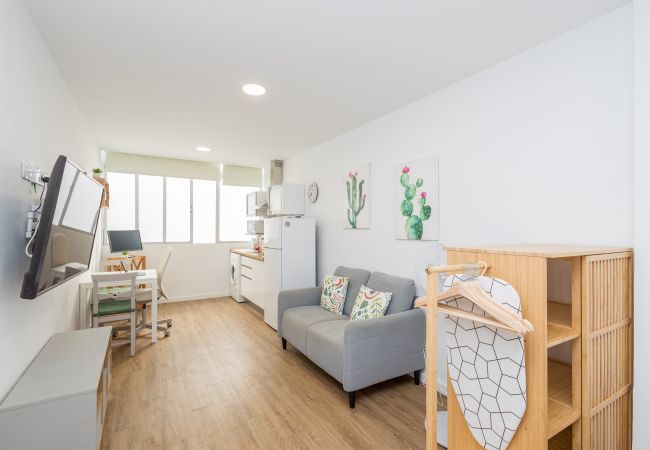 Estudio en Las Palmas de Gran Canaria - Las Canteras Beach - Bright Studio - Workfriendly Estudio en Las Palmas de Gran Canaria - Las Canteras Beach - Bright Studio - Workfriendly
