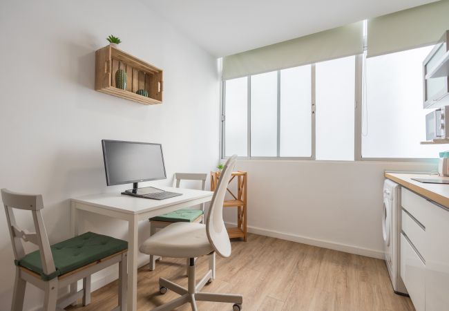 Estudio en Las Palmas de Gran Canaria - Las Canteras Beach - Bright Studio - Workfriendly Estudio en Las Palmas de Gran Canaria - Las Canteras Beach - Bright Studio - Workfriendly