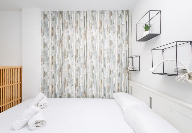 Estudio en Las Palmas de Gran Canaria - Las Canteras Beach - Bright Studio - Workfriendly Estudio en Las Palmas de Gran Canaria - Las Canteras Beach - Bright Studio - Workfriendly