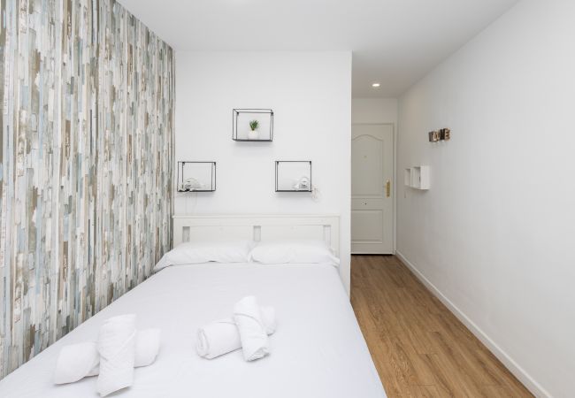 Estudio en Las Palmas de Gran Canaria - Las Canteras Beach - Bright Studio - Workfriendly Estudio en Las Palmas de Gran Canaria - Las Canteras Beach - Bright Studio - Workfriendly