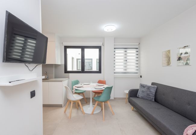Apartamento en Las Palmas de Gran Canaria - 2BR New Pretty Home next to Las Canteras Beach Apartamento en Las Palmas de Gran Canaria - 2BR New Pretty Home next to Las Canteras Beach