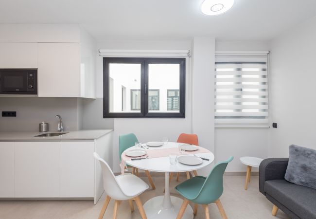 Apartamento en Las Palmas de Gran Canaria - 2BR New Pretty Home next to Las Canteras Beach Apartamento en Las Palmas de Gran Canaria - 2BR New Pretty Home next to Las Canteras Beach