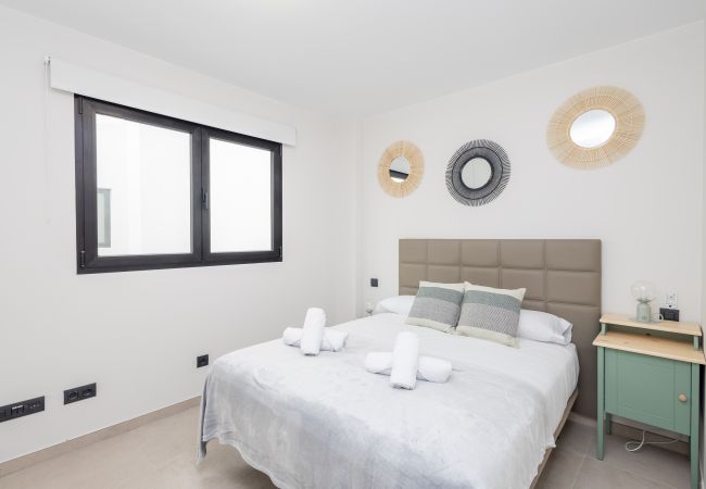 Apartamento en Las Palmas de Gran Canaria - 2BR New Pretty Home next to Las Canteras Beach Apartamento en Las Palmas de Gran Canaria - 2BR New Pretty Home next to Las Canteras Beach
