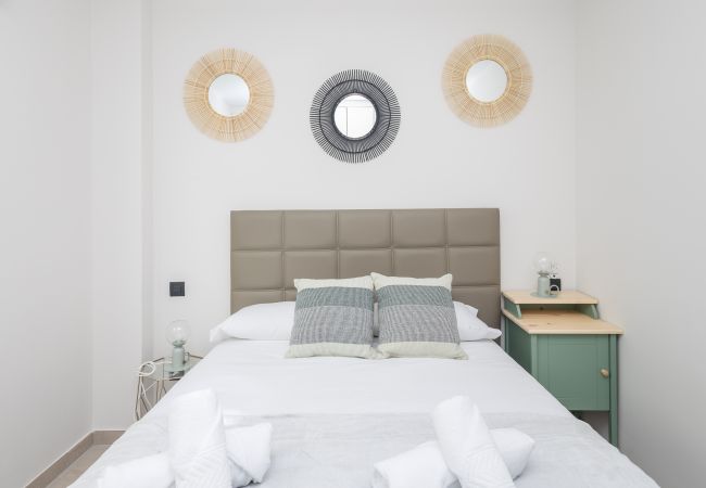 Apartamento en Las Palmas de Gran Canaria - 2BR New Pretty Home next to Las Canteras Beach Apartamento en Las Palmas de Gran Canaria - 2BR New Pretty Home next to Las Canteras Beach