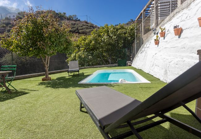 Casa en Vega de San Mateo - Casa Abuela - House in the countryside with pool Casa en Vega de San Mateo - Casa Abuela - House in the countryside with pool