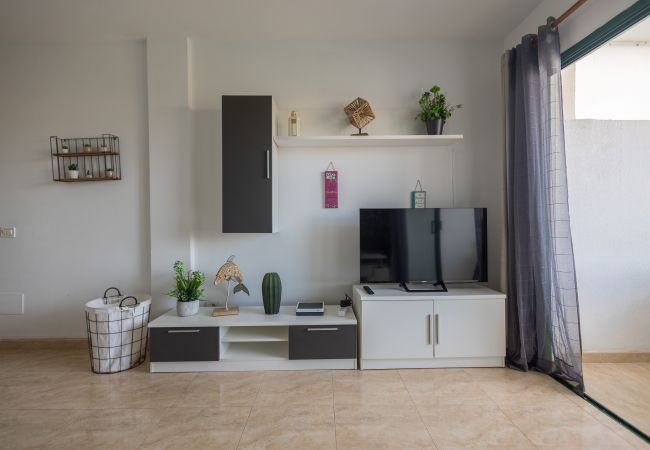 Apartamento en San Bartolomé de Tirajana - Floral Home - Large Private Terrace with Pool Apartamento en San Bartolomé de Tirajana - Floral Home - Large Private Terrace with Pool