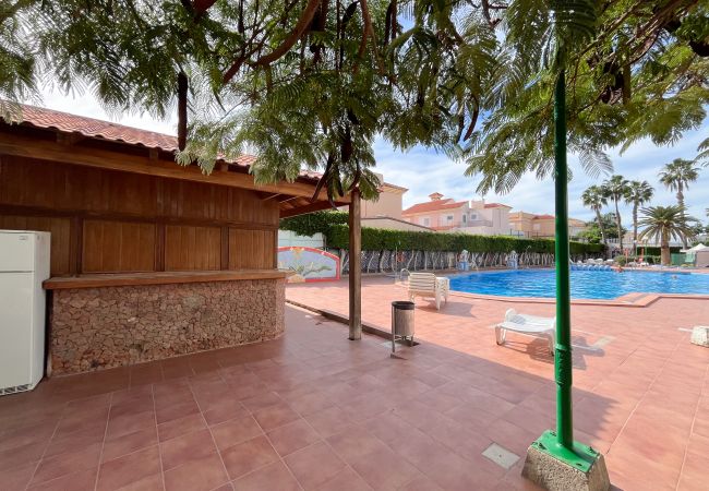 Apartamento en San Bartolomé de Tirajana - Floral Home - Large Private Terrace with Pool Apartamento en San Bartolomé de Tirajana - Floral Home - Large Private Terrace with Pool
