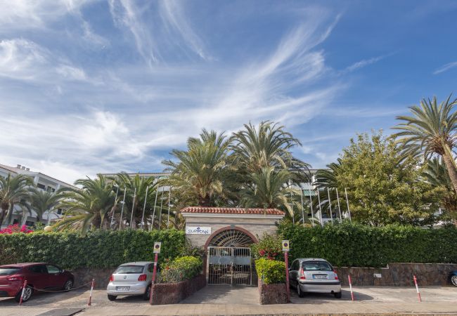 Apartamento en San Bartolomé de Tirajana - Floral Home - Large Private Terrace with Pool Apartamento en San Bartolomé de Tirajana - Floral Home - Large Private Terrace with Pool