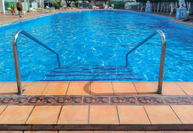 Apartamento en San Bartolomé de Tirajana - Floral Home - Large Private Terrace with Pool Apartamento en San Bartolomé de Tirajana - Floral Home - Large Private Terrace with Pool