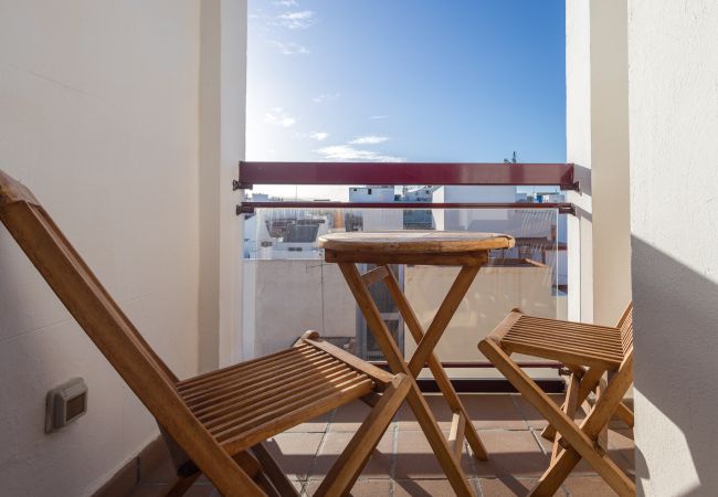Apartamento en Las Palmas de Gran Canaria - Fula Home 2BR Balcony 3 min to Las Canteras