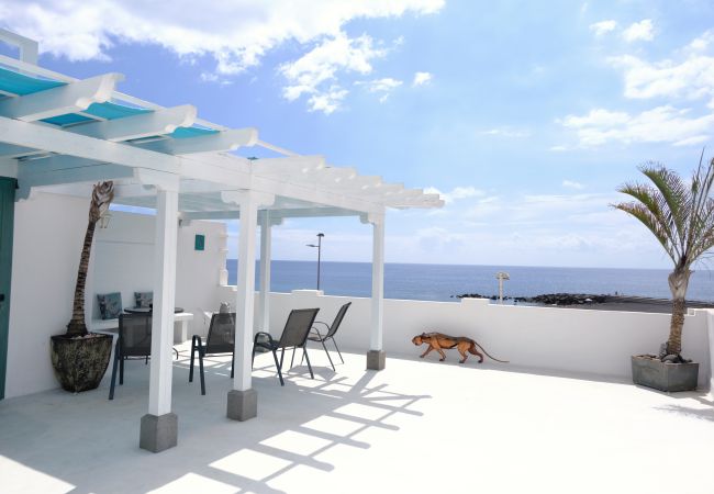 Casa en Santa Cruz de la Palma - Rooftop Dreamhouse - 3BR with Seaviews