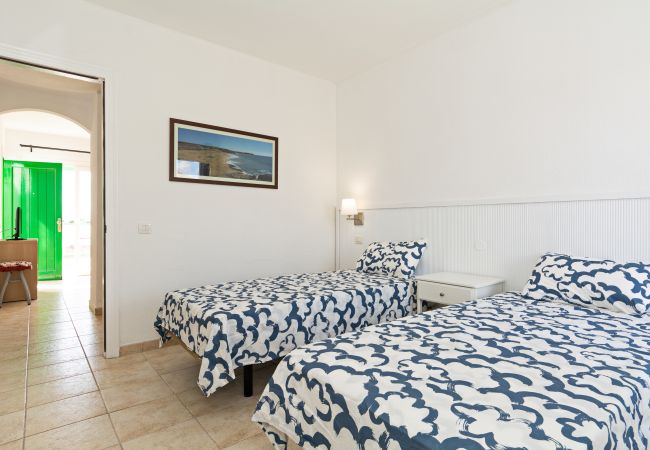 Apartamento en Puerto del Carmen - Guasimeta Duplex - Pool & Balcony Apartamento en Puerto del Carmen - Guasimeta Duplex - Pool & Balcony