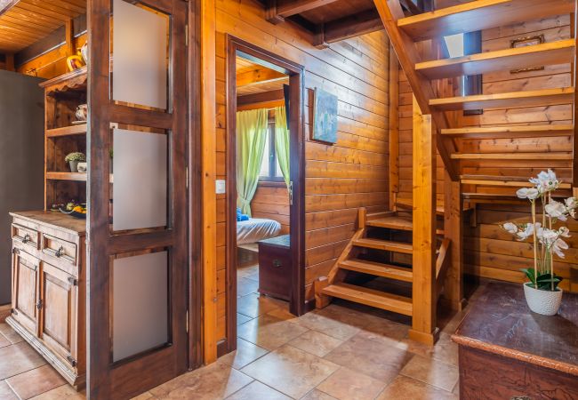 Casa en Candelaria - 4BR Candelaria Wooden House -Pool, Views & Parking Casa en Candelaria - 4BR Candelaria Wooden House -Pool, Views & Parking