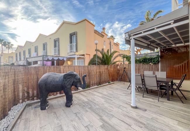 Bungalow en San Bartolomé de Tirajana - Maspalomas Duplex - Private Terrace & Pool Bungalow en San Bartolomé de Tirajana - Maspalomas Duplex - Private Terrace & Pool