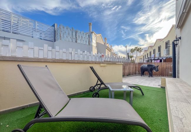 Bungalow en San Bartolomé de Tirajana - Maspalomas Duplex - Private Terrace & Pool Bungalow en San Bartolomé de Tirajana - Maspalomas Duplex - Private Terrace & Pool