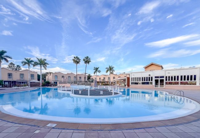 Bungalow en San Bartolomé de Tirajana - Maspalomas Duplex - Private Terrace & Pool Bungalow en San Bartolomé de Tirajana - Maspalomas Duplex - Private Terrace & Pool
