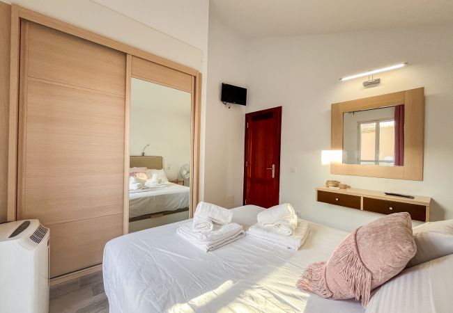 Bungalow en San Bartolomé de Tirajana - Maspalomas Duplex - Private Terrace & Pool Bungalow en San Bartolomé de Tirajana - Maspalomas Duplex - Private Terrace & Pool