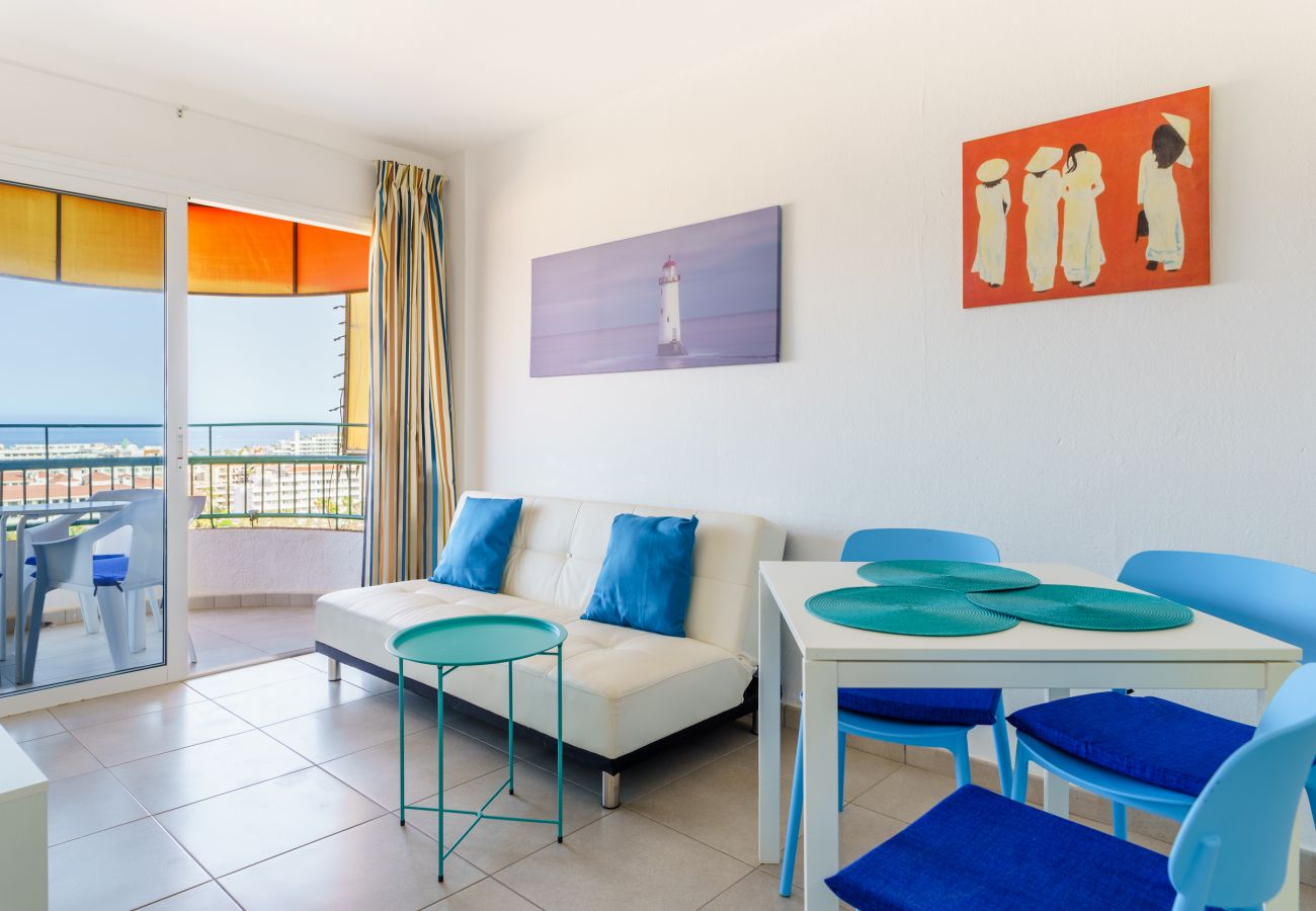 Apartamento en Arona - Suntower Arona - Seaviews & Pool - next to beach