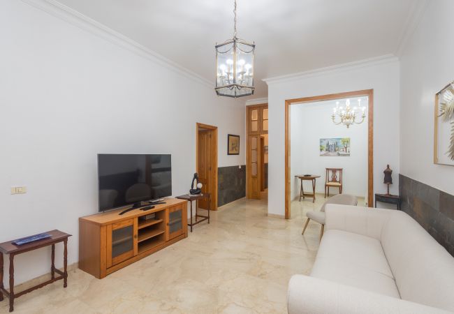 Casa en Las Palmas de Gran Canaria - The Red House - 3BR with Private Terrace Casa en Las Palmas de Gran Canaria - The Red House - 3BR with Private Terrace