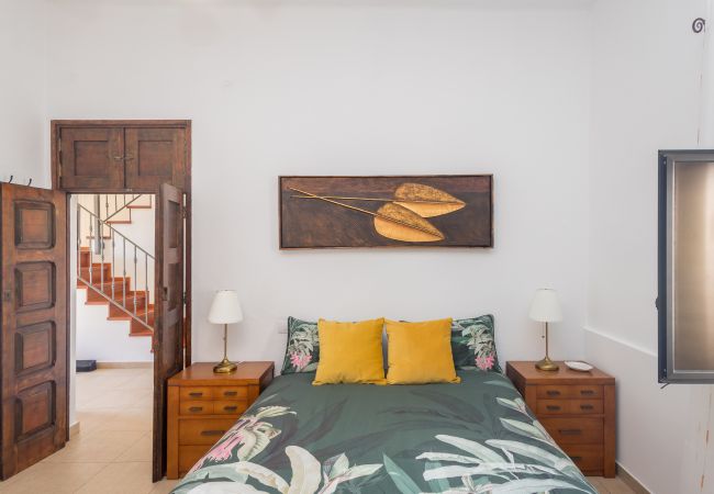 Casa en Moya - Moya Rooftop House - 3BR Casa en Moya - Moya Rooftop House - 3BR