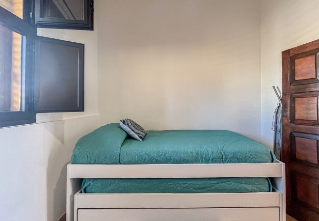 Casa en Moya - Moya Rooftop House - 3BR Casa en Moya - Moya Rooftop House - 3BR