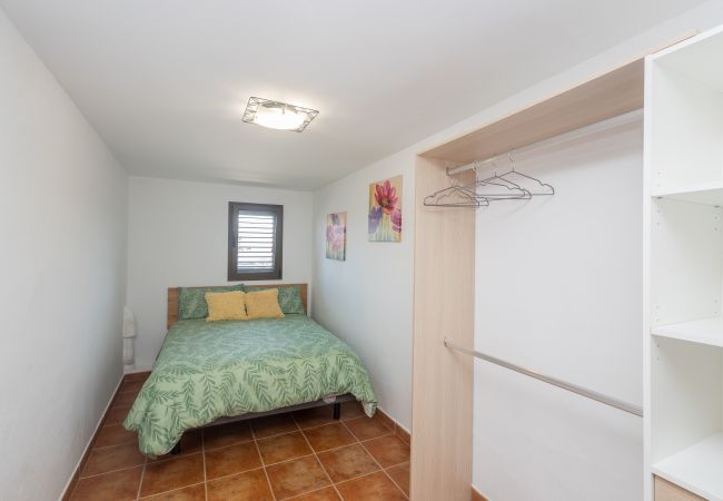 Casa en Moya - Moya Rooftop House - 3BR Casa en Moya - Moya Rooftop House - 3BR