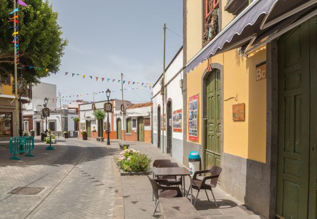 Casa en Moya - Moya Rooftop House - 3BR Casa en Moya - Moya Rooftop House - 3BR
