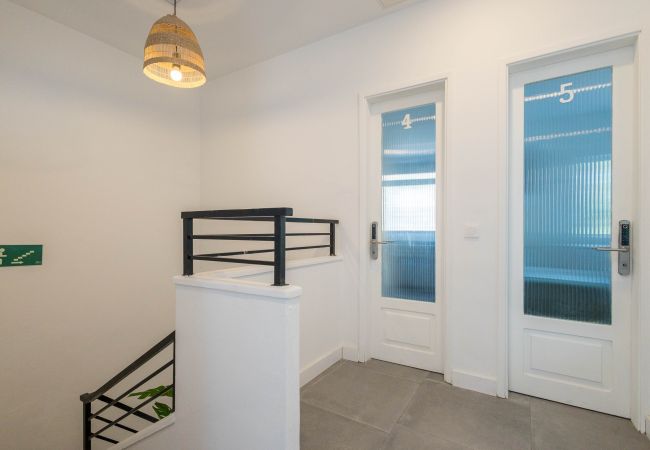 Alquiler por habitaciones en Las Palmas de Gran Canaria - Coliving Mol-Terrace, Private TV & Fridge - 1 Alquiler por habitaciones en Las Palmas de Gran Canaria - Coliving Mol-Terrace, Private TV & Fridge - 1