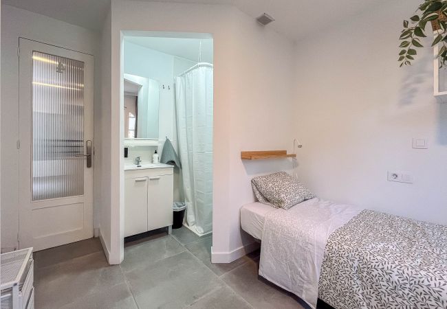 Alquiler por habitaciones en Las Palmas de Gran Canaria - Coliving Mol-Terrace, Private TV & Fridge - 1 Alquiler por habitaciones en Las Palmas de Gran Canaria - Coliving Mol-Terrace, Private TV & Fridge - 1