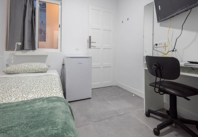 Alquiler por habitaciones en Las Palmas de Gran Canaria - Coliving Mol-Terrace, Private TV & Fridge - 1 Alquiler por habitaciones en Las Palmas de Gran Canaria - Coliving Mol-Terrace, Private TV & Fridge - 1