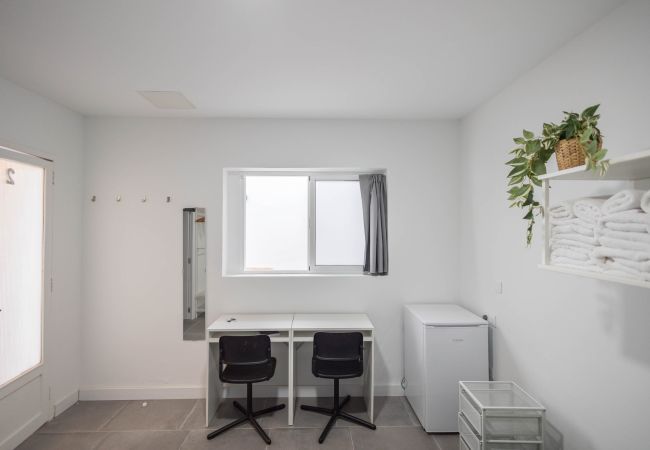 Alquiler por habitaciones en Las Palmas de Gran Canaria - Coliving Mol-Terrace, Private TV & Fridge - 2 Alquiler por habitaciones en Las Palmas de Gran Canaria - Coliving Mol-Terrace, Private TV & Fridge - 2