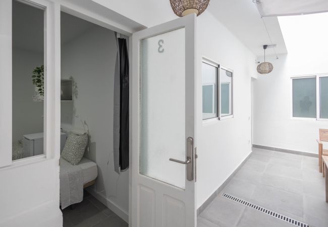 Alquiler por habitaciones en Las Palmas de Gran Canaria - Coliving Mol-Terrace, Private TV & Fridge - 2 Alquiler por habitaciones en Las Palmas de Gran Canaria - Coliving Mol-Terrace, Private TV & Fridge - 2