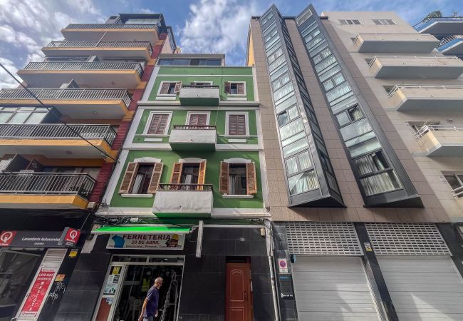 Apartamento en Las Palmas de Gran Canaria - The Sweet Home - 3BR & 4 min Las Canteras Apartamento en Las Palmas de Gran Canaria - The Sweet Home - 3BR & 4 min Las Canteras