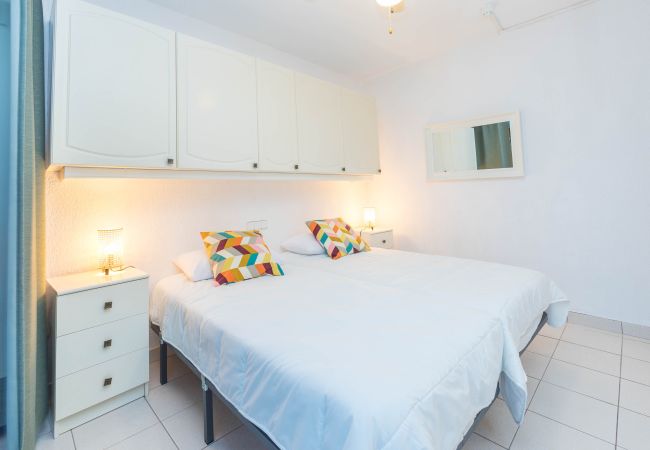 Apartamento en San Bartolomé de Tirajana - Home w/ Terrace in Playa del Inglés-Pool & Beach Apartamento en San Bartolomé de Tirajana - Home w/ Terrace in Playa del Inglés-Pool & Beach
