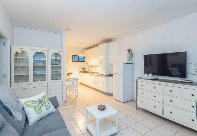 Apartamento en San Bartolomé de Tirajana - Home w/ Terrace in Playa del Inglés-Pool & Beach Apartamento en San Bartolomé de Tirajana - Home w/ Terrace in Playa del Inglés-Pool & Beach