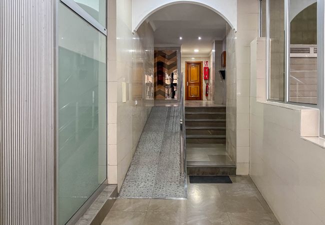 Apartamento en Las Palmas de Gran Canaria - Cozy Mesa Y López Home& Courtyard 5' Las Canteras Apartamento en Las Palmas de Gran Canaria - Cozy Mesa Y López Home& Courtyard 5' Las Canteras