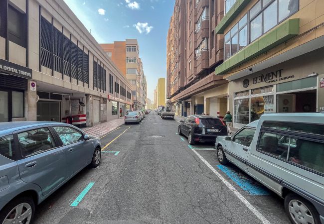 Apartamento en Las Palmas de Gran Canaria - Cozy Mesa Y López Home& Courtyard 5' Las Canteras Apartamento en Las Palmas de Gran Canaria - Cozy Mesa Y López Home& Courtyard 5' Las Canteras