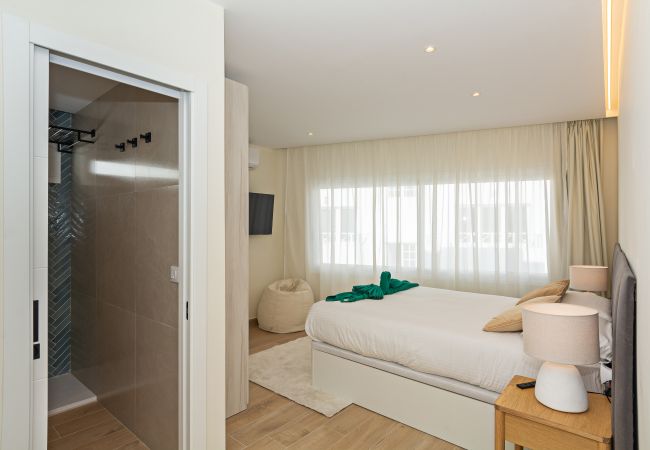 Apartamento en Puerto del Carmen - 2BR Memela Dream Home - Modern & Seaviews Apartamento en Puerto del Carmen - 2BR Memela Dream Home - Modern & Seaviews