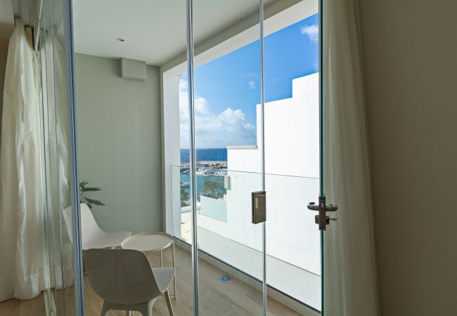 Apartamento en Puerto del Carmen - 2BR Memela Dream Home - Modern & Seaviews Apartamento en Puerto del Carmen - 2BR Memela Dream Home - Modern & Seaviews