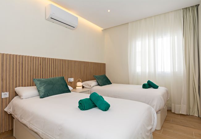 Apartamento en Puerto del Carmen - 2BR Memela Dream Home - Modern & Seaviews Apartamento en Puerto del Carmen - 2BR Memela Dream Home - Modern & Seaviews