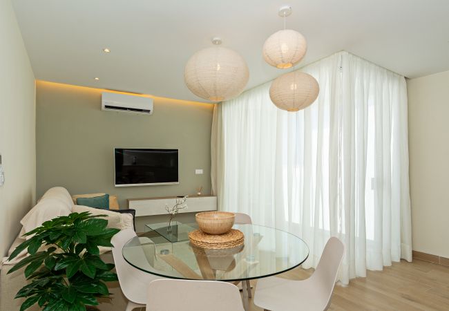 Apartamento en Puerto del Carmen - 2BR Memela Dream Home - Modern & Seaviews Apartamento en Puerto del Carmen - 2BR Memela Dream Home - Modern & Seaviews