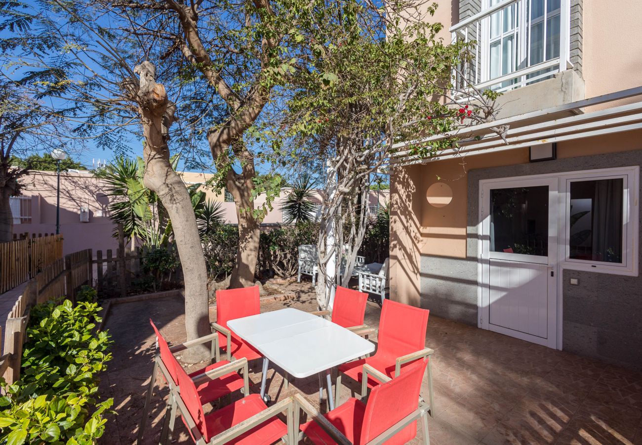 Bungalow en San Bartolomé de Tirajana - Bungalow Chill Terrace in Maspalomas & Pool