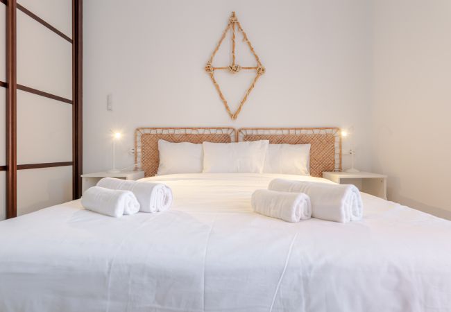 Apartamento en Arona - El Mocan Deluxe House - Padel, Pool & Terrace Apartamento en Arona - El Mocan Deluxe House - Padel, Pool & Terrace