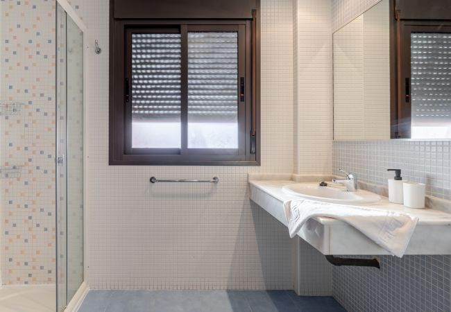 Apartamento en Arona - El Mocan Deluxe House - Padel, Pool & Terrace Apartamento en Arona - El Mocan Deluxe House - Padel, Pool & Terrace