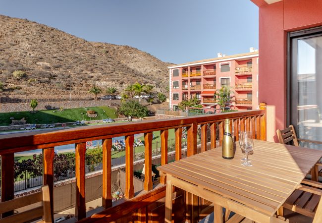 Apartamento en Arona - El Mocan Deluxe House - Padel, Pool & Terrace Apartamento en Arona - El Mocan Deluxe House - Padel, Pool & Terrace