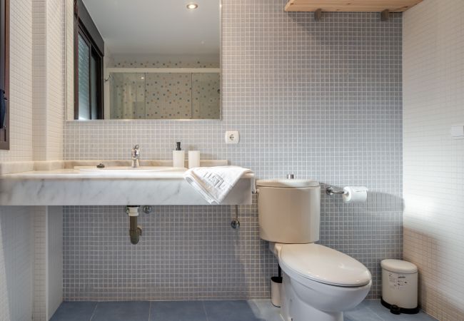 Apartamento en Arona - El Mocan Deluxe House - Padel, Pool & Terrace Apartamento en Arona - El Mocan Deluxe House - Padel, Pool & Terrace