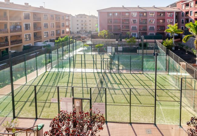 Apartamento en Arona - El Mocan Deluxe House - Padel, Pool & Terrace Apartamento en Arona - El Mocan Deluxe House - Padel, Pool & Terrace