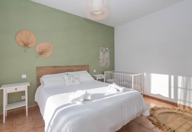 Casa en Agaete - 3BR Color & Salt Notes House-Pool & Garden Casa en Agaete - 3BR Color & Salt Notes House-Pool & Garden