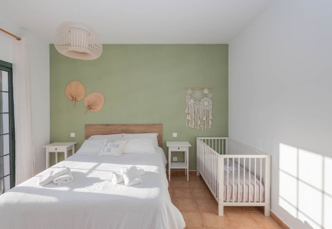 Casa en Agaete - 3BR Color & Salt Notes House-Pool & Garden Casa en Agaete - 3BR Color & Salt Notes House-Pool & Garden